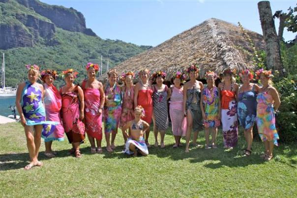 The girls in their crowns and pareos