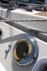 Solar extractor vent outside combing