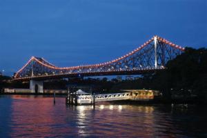 The Story bridge lit up