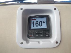 New autohelm control working