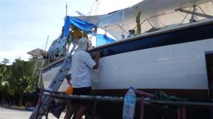 Applying the vinyl stripe