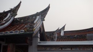 The wonderful curved eaves 