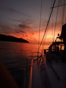 The sunset became more and more vivid 