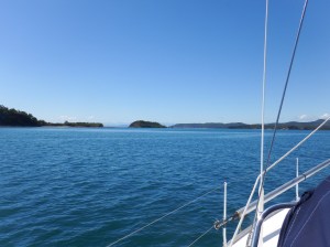 Camomile approaching Nosy Kisimany