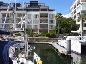 Leaving our berth at V&A marina